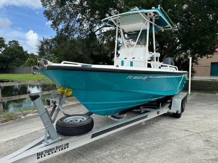 Boston Whaler 21 Outrage image