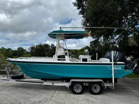 Boston Whaler 21 Outrage image