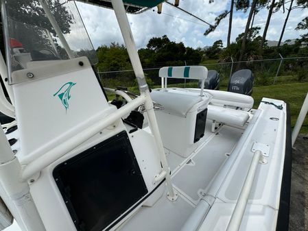 Boston Whaler 21 Outrage image