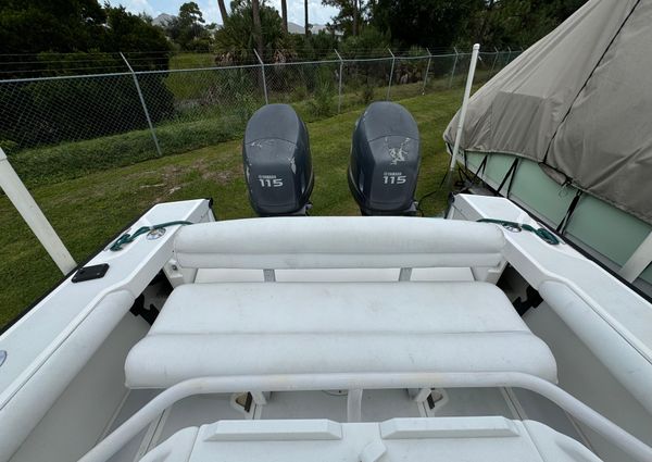 Boston Whaler 21 Outrage image