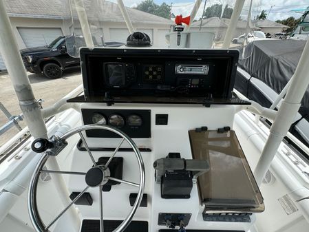 Boston Whaler 21 Outrage image