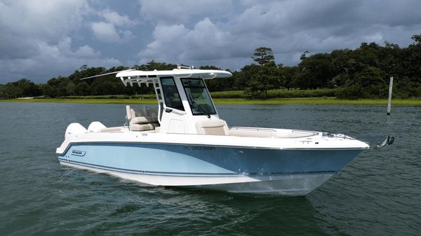 Boston Whaler 250 Outrage