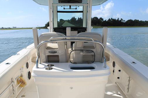 Boston Whaler 250 Outrage image