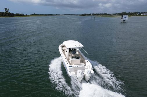 Boston Whaler 250 Outrage image