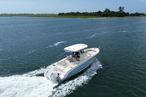 Boston Whaler 250 Outrage image