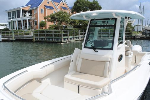 Boston Whaler 250 Outrage image