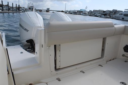 Boston Whaler 250 Outrage image