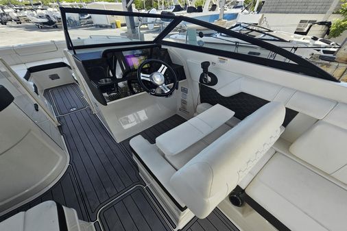 Sea Ray 270SDX-OB image