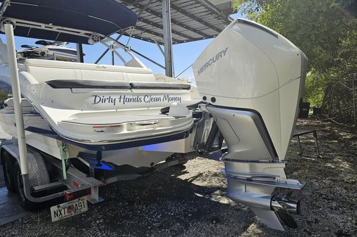 Sea Ray 270SDX-OB image