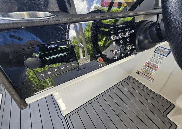 Sea Ray 270SDX-OB image