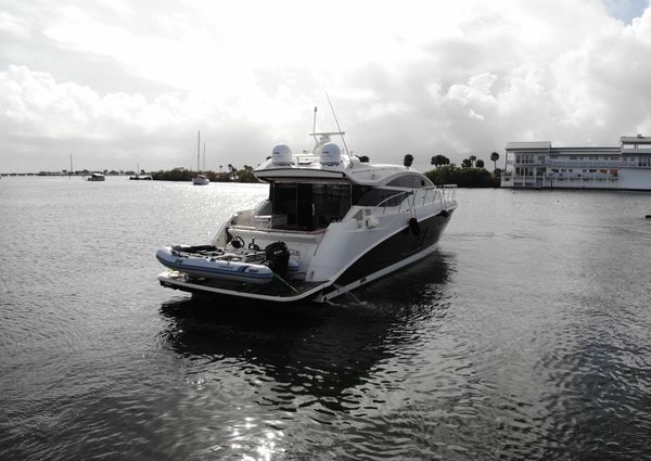 Sea Ray L590 image