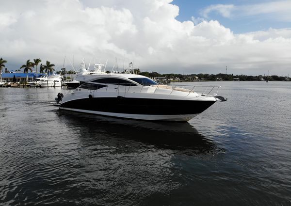 Sea Ray L590 image