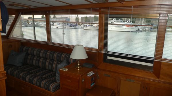 Roughwater 42 Pilothouse image