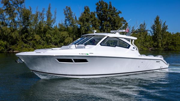Pursuit DC 365 Dual Console