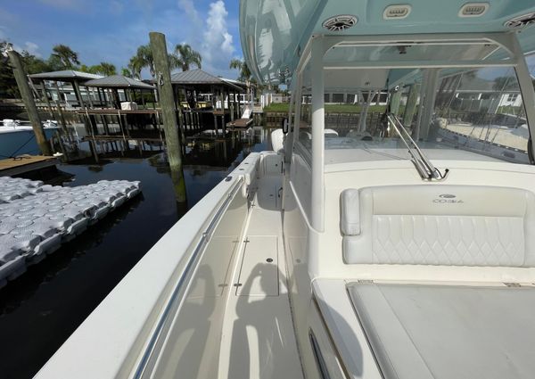 Cobia 350 Center Console image