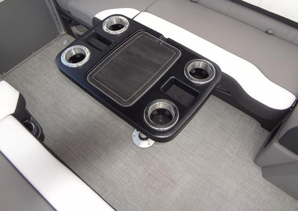 Tahoe Pontoon 2585 VRL image