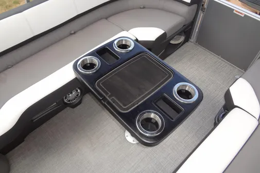 Tahoe Pontoon 2585 VRL image