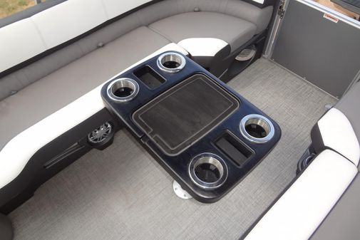 Tahoe Pontoon 2585 VRL image