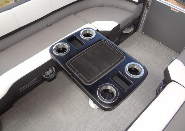 Tahoe Pontoon 2585 VRL image