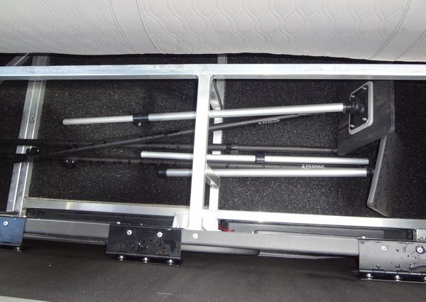 Tahoe Pontoon 2585 VRL image