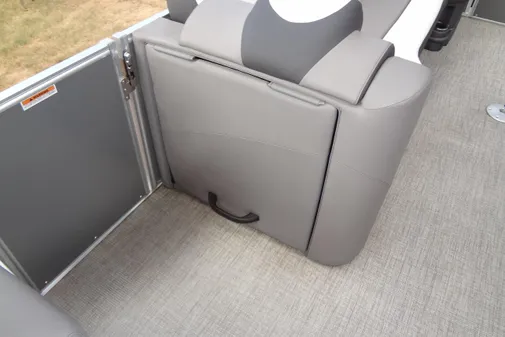 Tahoe Pontoon 2585 VRL image