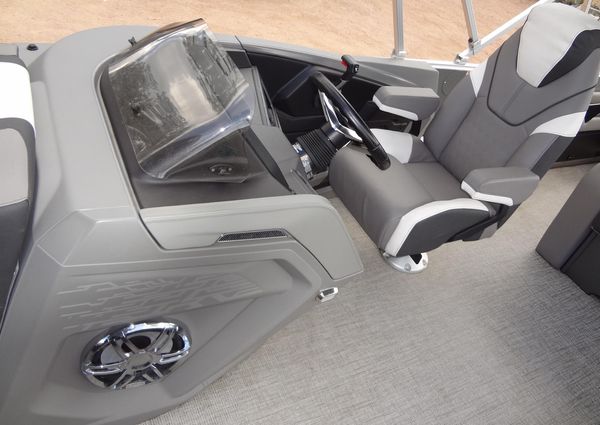 Tahoe Pontoon 2585 VRL image