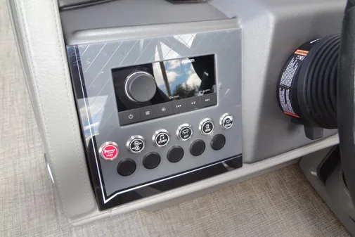 Tahoe Pontoon 2585 VRL image