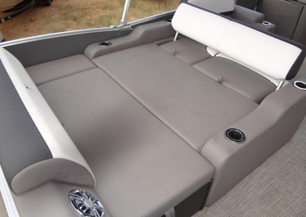 Tahoe Pontoon 2585 VRL image