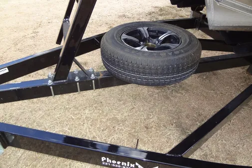 Tahoe Pontoon 2585 VRL image