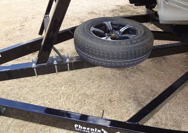 Tahoe Pontoon 2585 VRL image