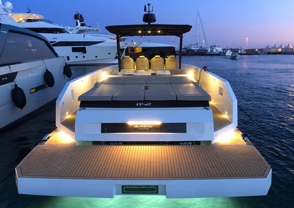 De Antonio Yachts D42 Open image