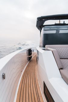 De Antonio Yachts D42 Open image