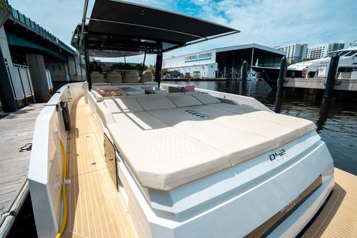 De Antonio Yachts D42 Open image