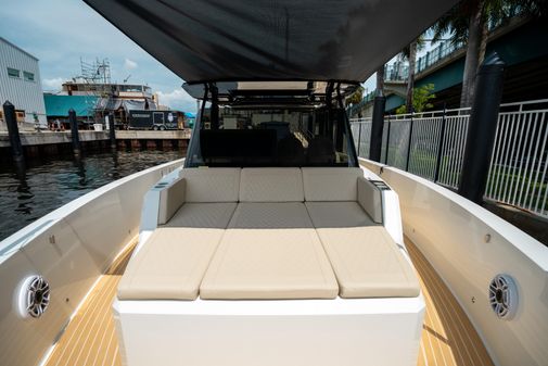 De Antonio Yachts D42 Open image