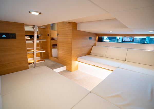 De Antonio Yachts D42 Open image