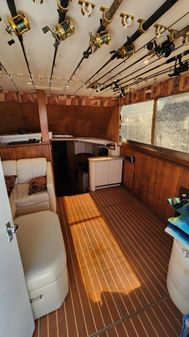 Hatteras 36 Sport Fisherman image