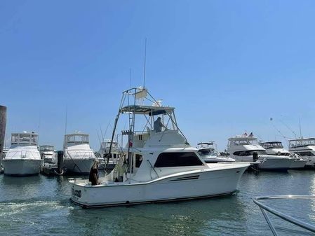 Hatteras 36 Sport Fisherman image