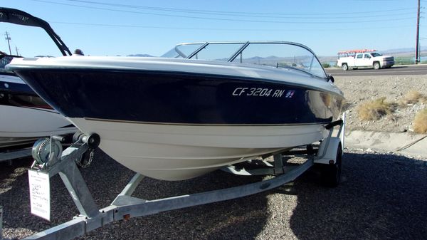 Bayliner 215 BR