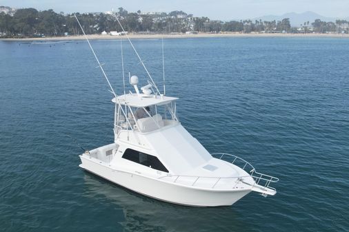 Cabo 35 Flybridge image