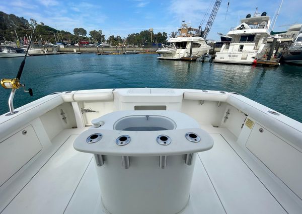 Cabo 35 Flybridge image