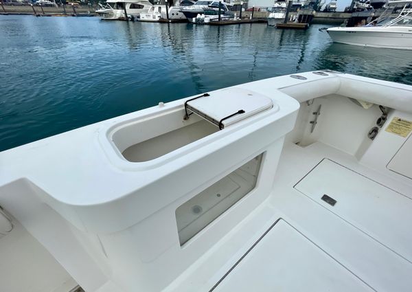 Cabo 35 Flybridge image