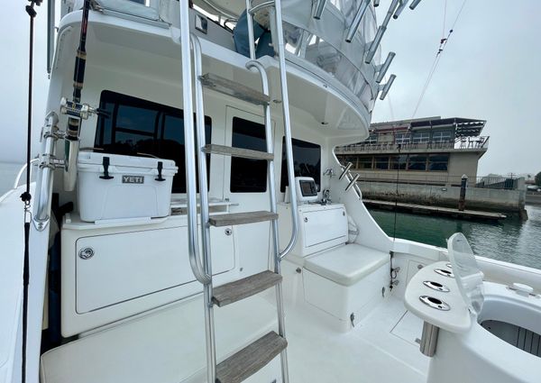 Cabo 35 Flybridge image