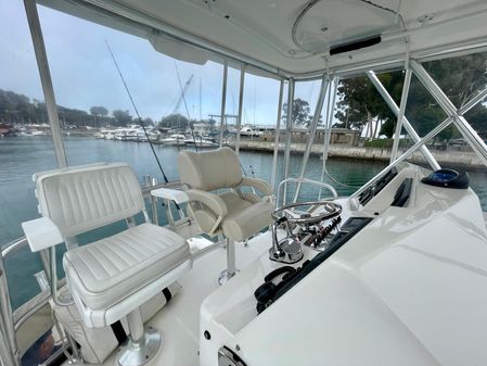 Cabo 35 Flybridge image