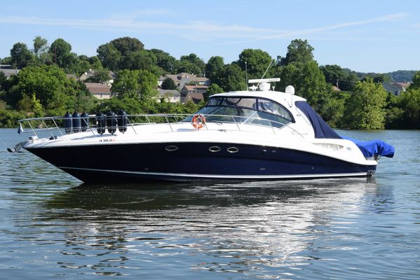 Sea Ray 420 Sundancer - main image