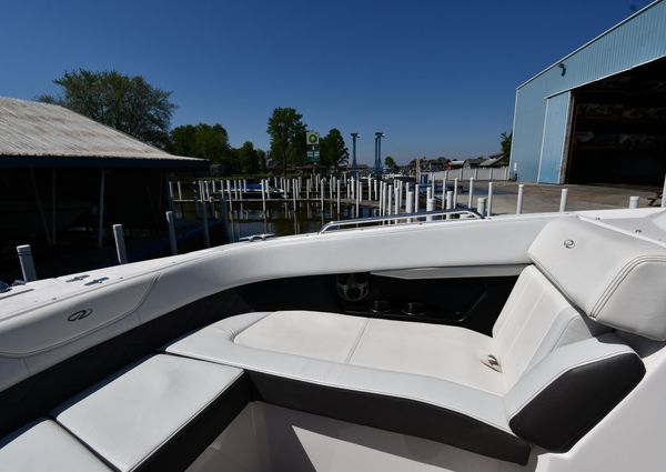 Regal 24-FASDECK image