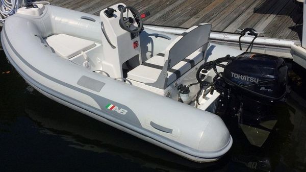 AB Inflatables Dinghy / Tender VS - 10 HOURS