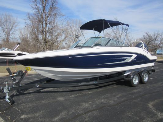 Chaparral 23 SSi OB - main image