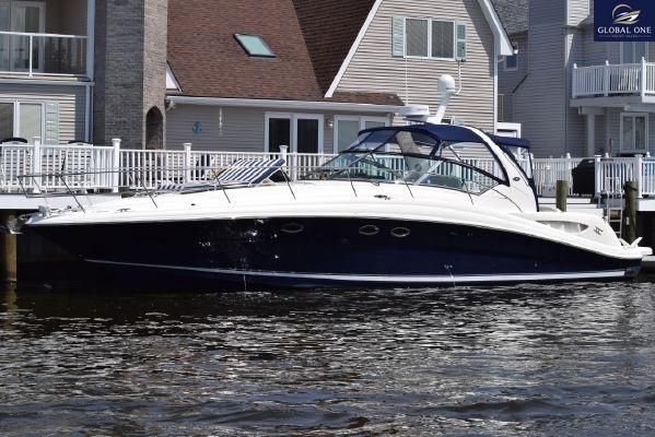 Sea Ray 420 Sundancer - main image