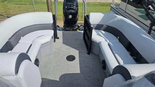 Bentley-pontoons LEGACY-223-NAVIGATOR image