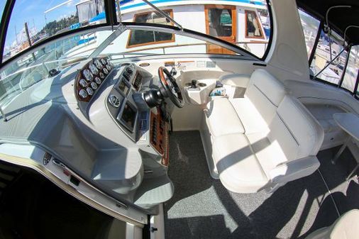 Bayliner 340 image